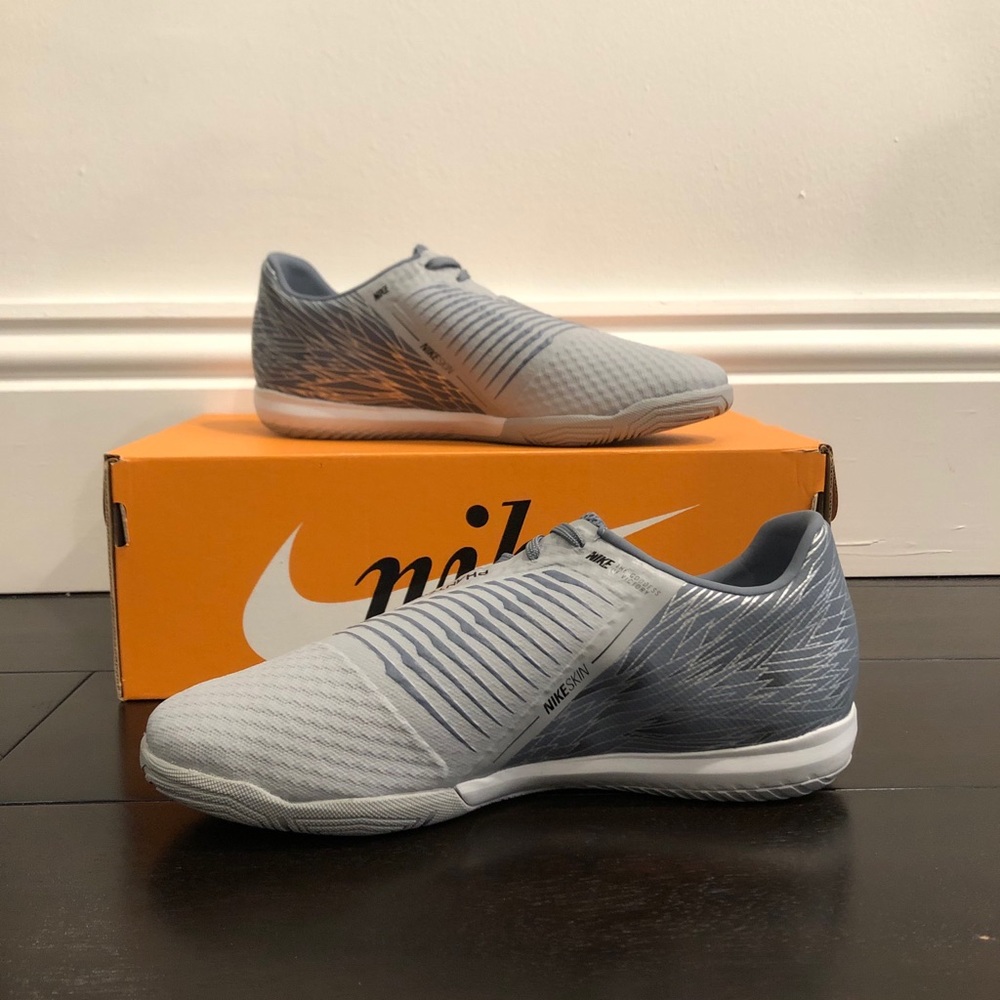 New Mens Nike Indoor/Court Soccer Cleats